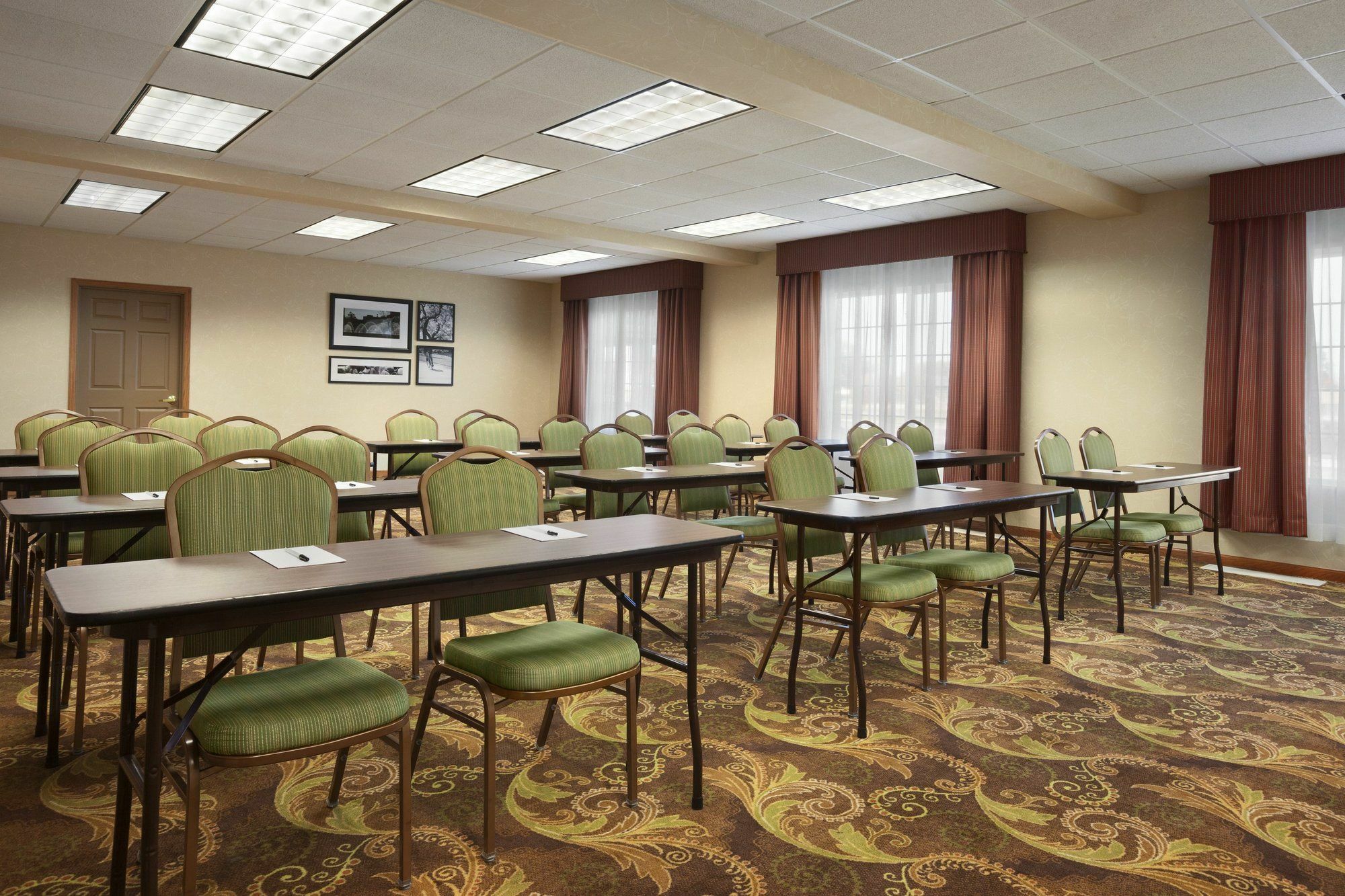 Country Inn & Suites By Radisson, Cedar Falls, Ia Екстер'єр фото